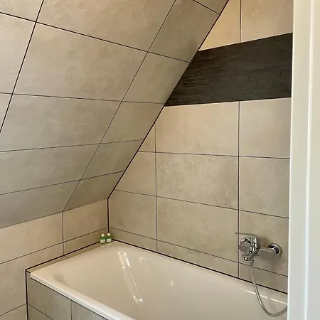 Siyen One With 24h Check-in