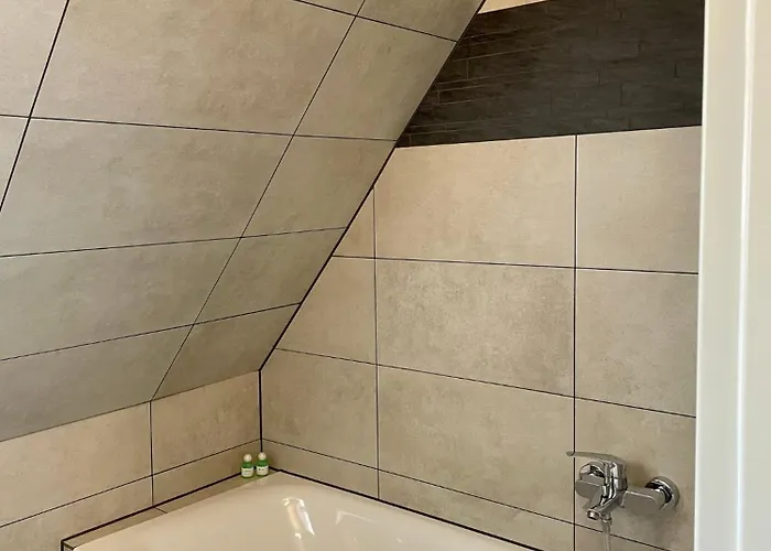 Siyen One With 24h Check-in